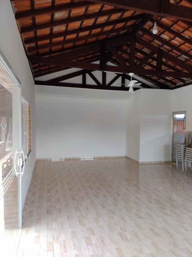 Chacara Bella Vida Com Piscina Churrasqueira Salao De Festas Fogao A Lenha Quadra Aracariguama Exterior photo