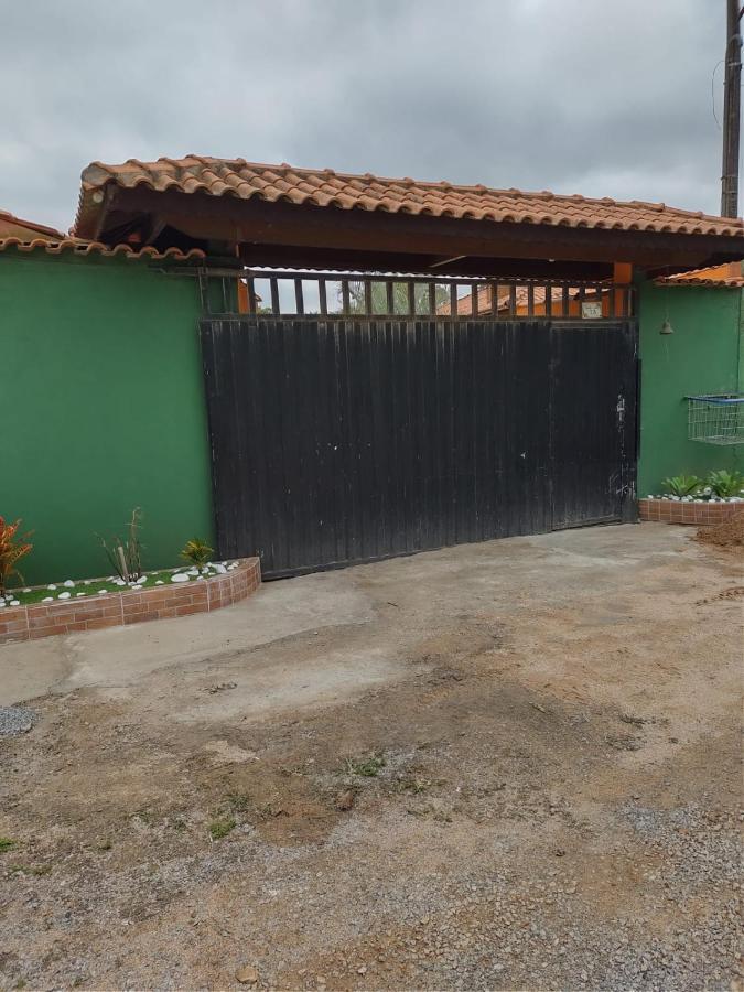 Chacara Bella Vida Com Piscina Churrasqueira Salao De Festas Fogao A Lenha Quadra Aracariguama Exterior photo
